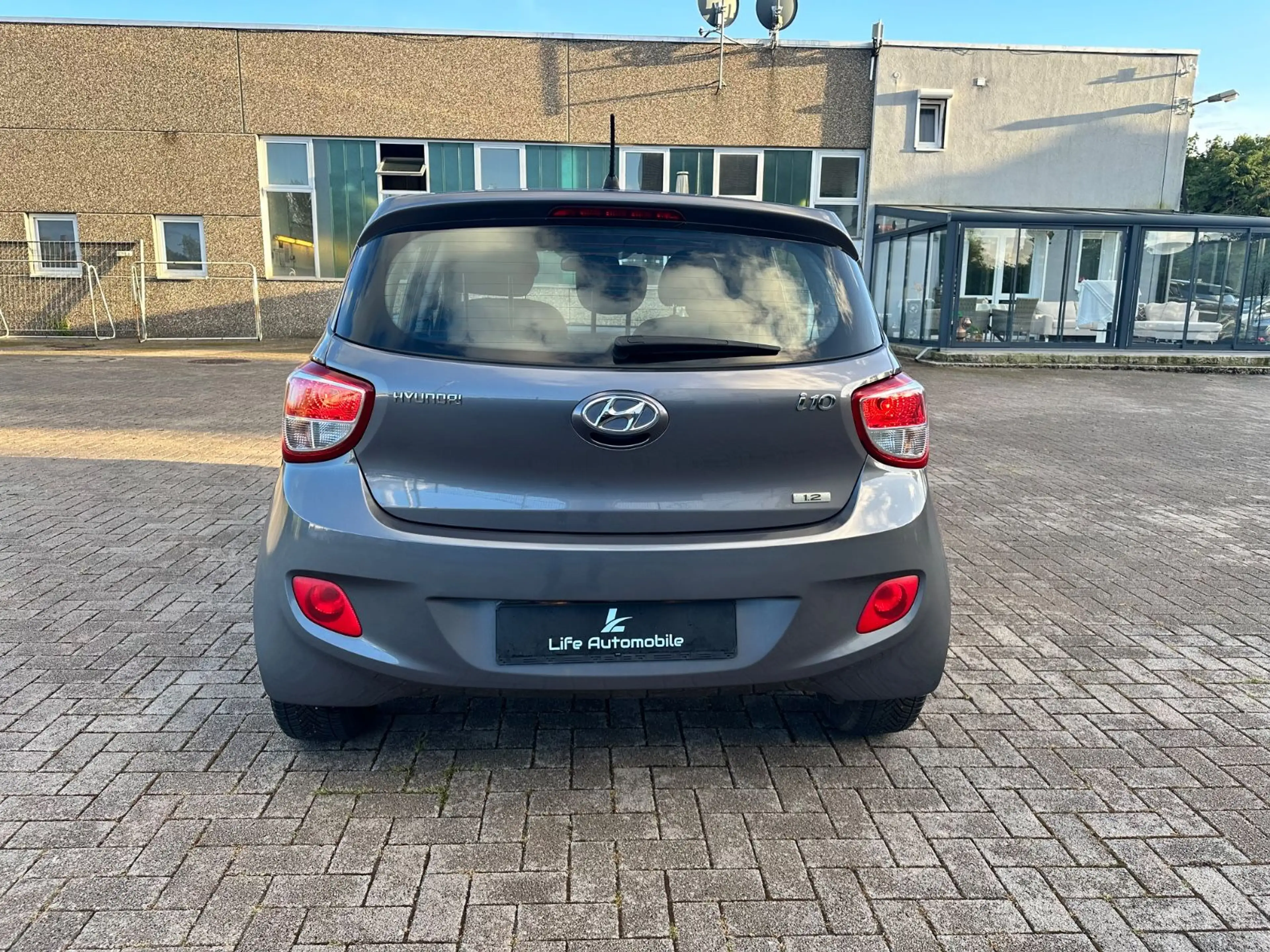 Hyundai i10 1.2 FIFA World Cup Edit. STZHZ*LRHZ*ALU*87PS — photo 6