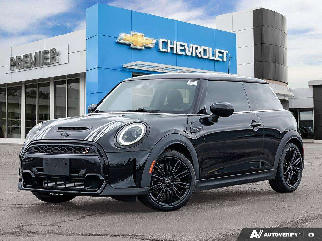 2023 MINI 3 Door Cooper S | LOW KMS | Heated Seats | Rain Sense Wip