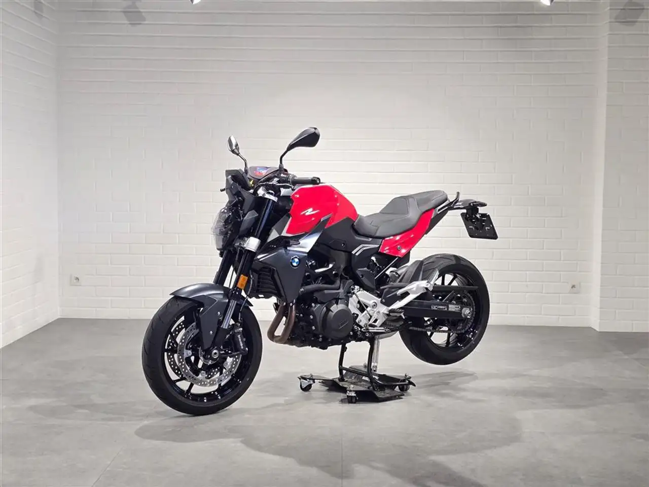 BMW F 900 R