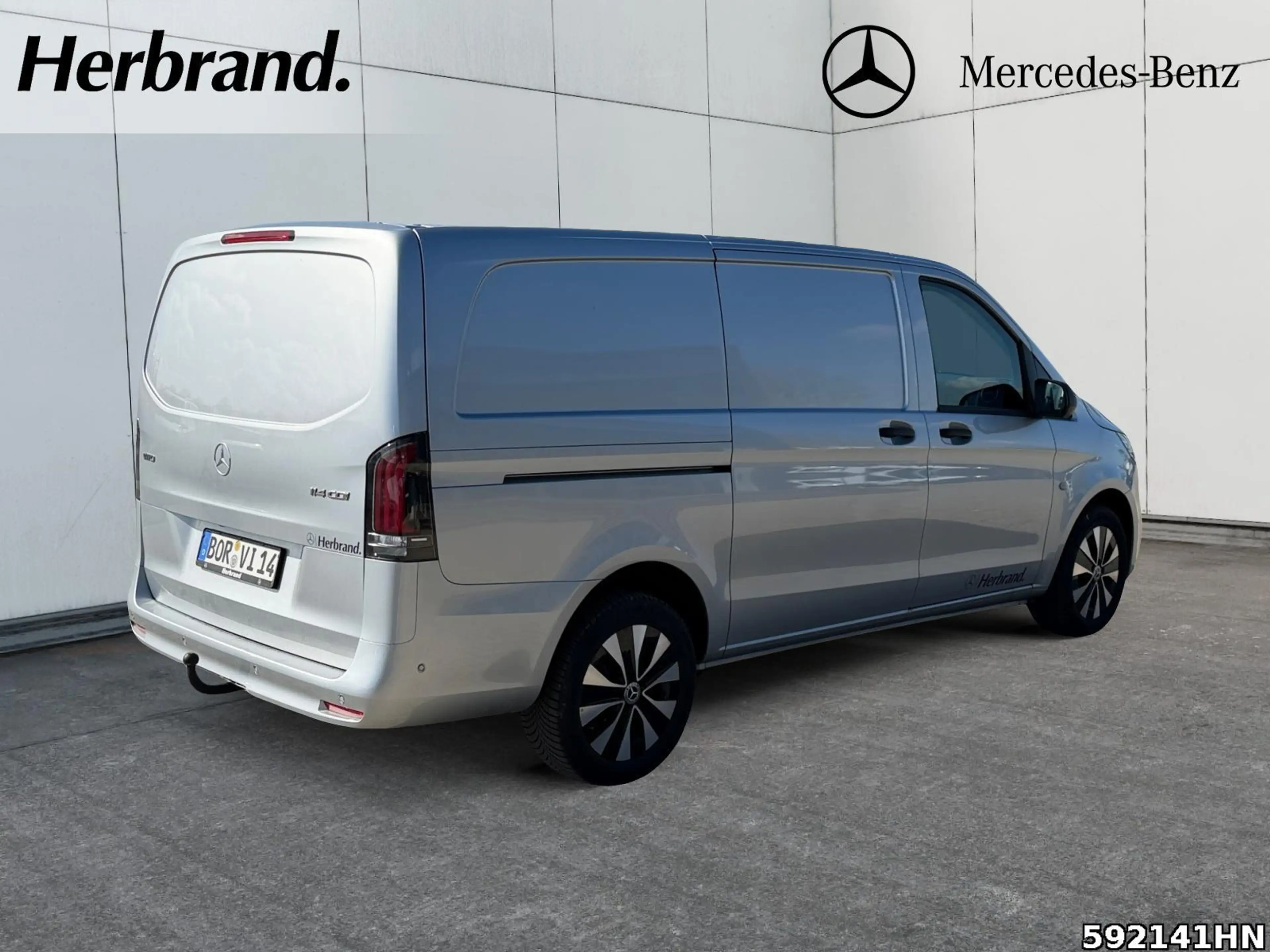 Mercedes-Benz Vito 114 L SELECT *MULTIBEAM*AHK*LEDER*9G-TRONIC — photo 6