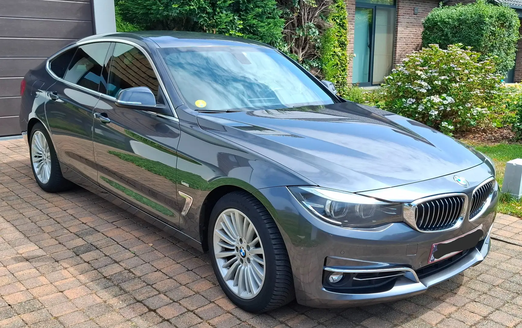 BMW 318 318d GT Aut. Luxury Line Gris - 1