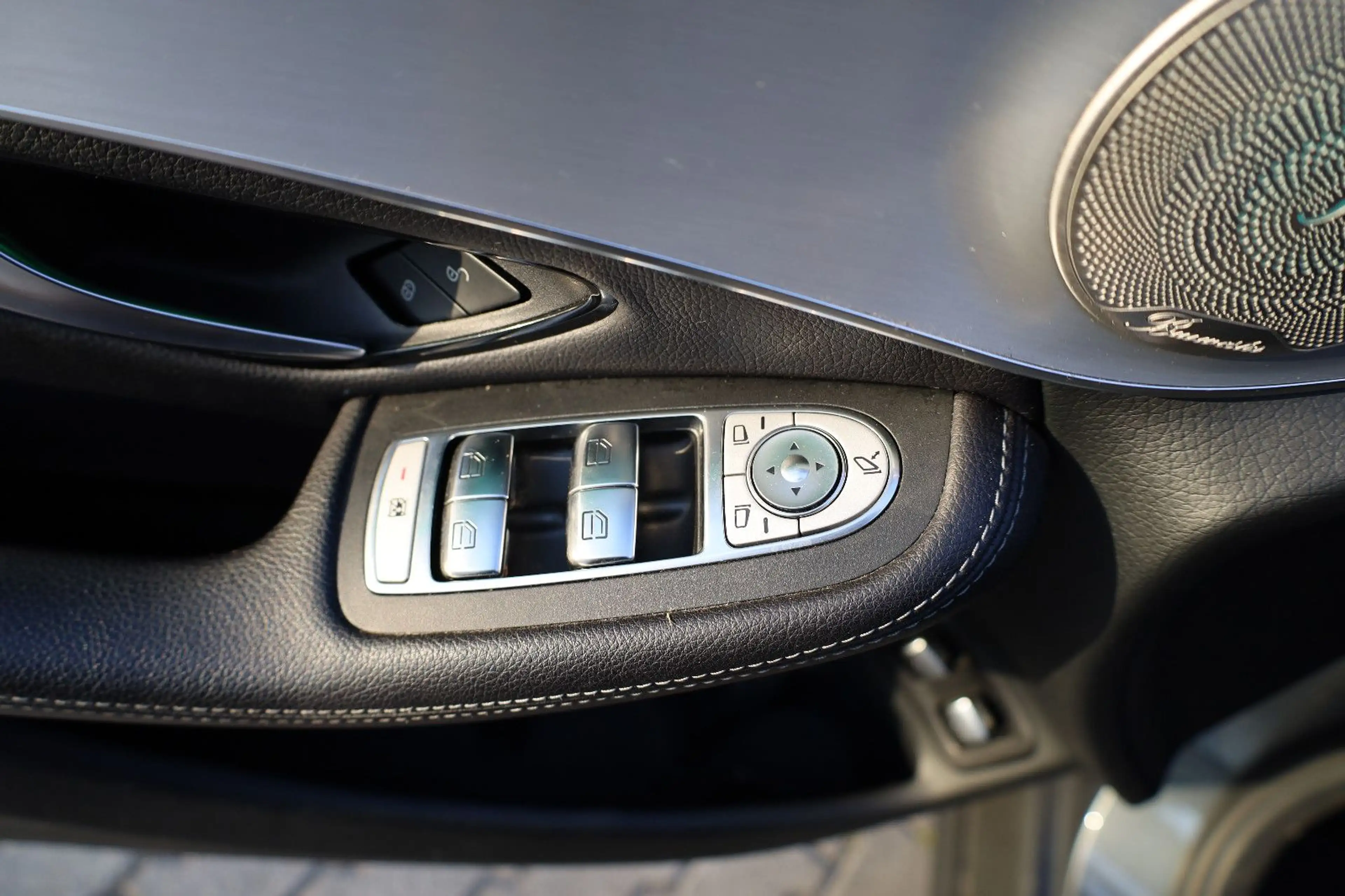 Mercedes-Benz GLC 250 d 4Matic AHK — photo 11