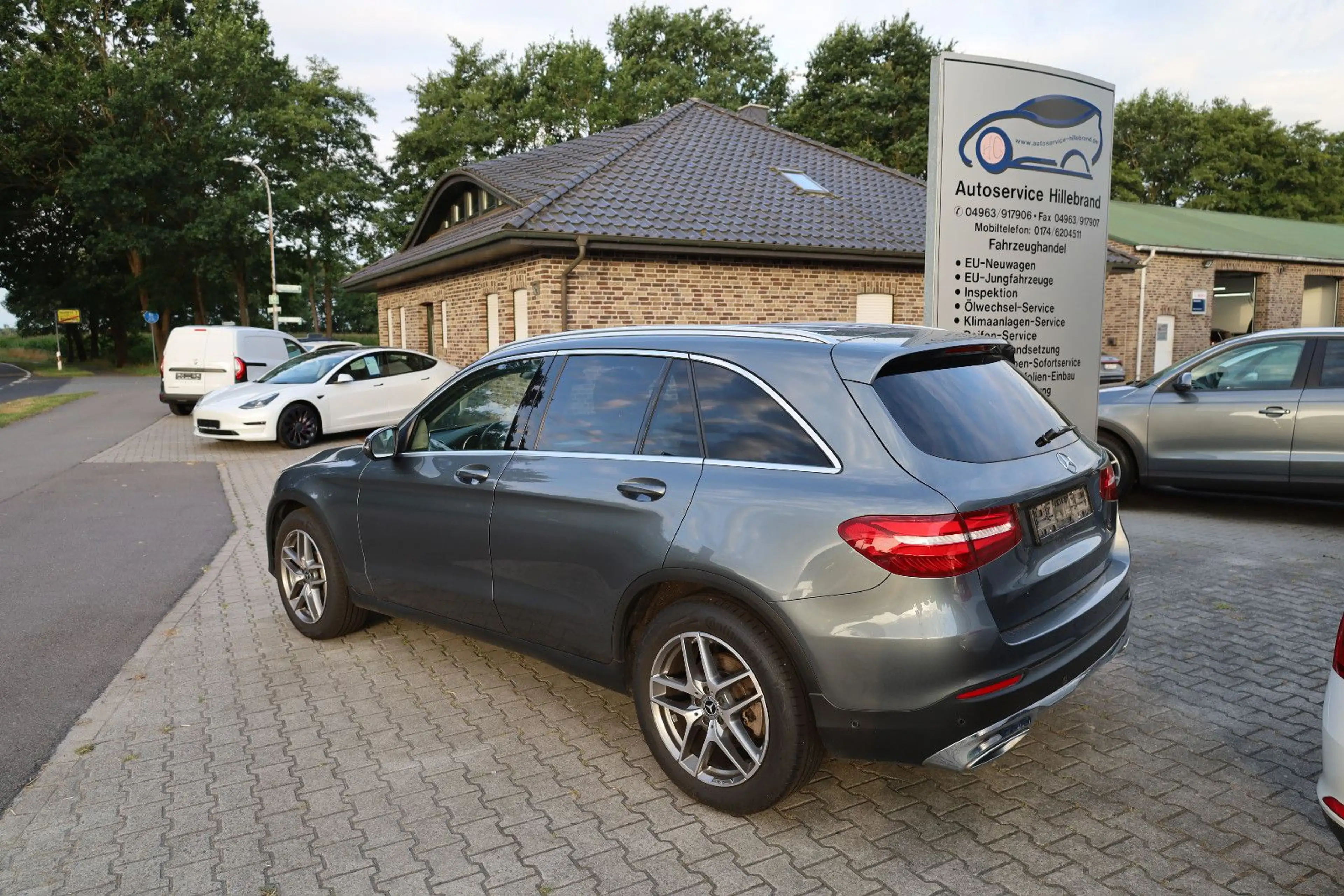 Mercedes-Benz GLC 250 d 4Matic AHK — photo 2