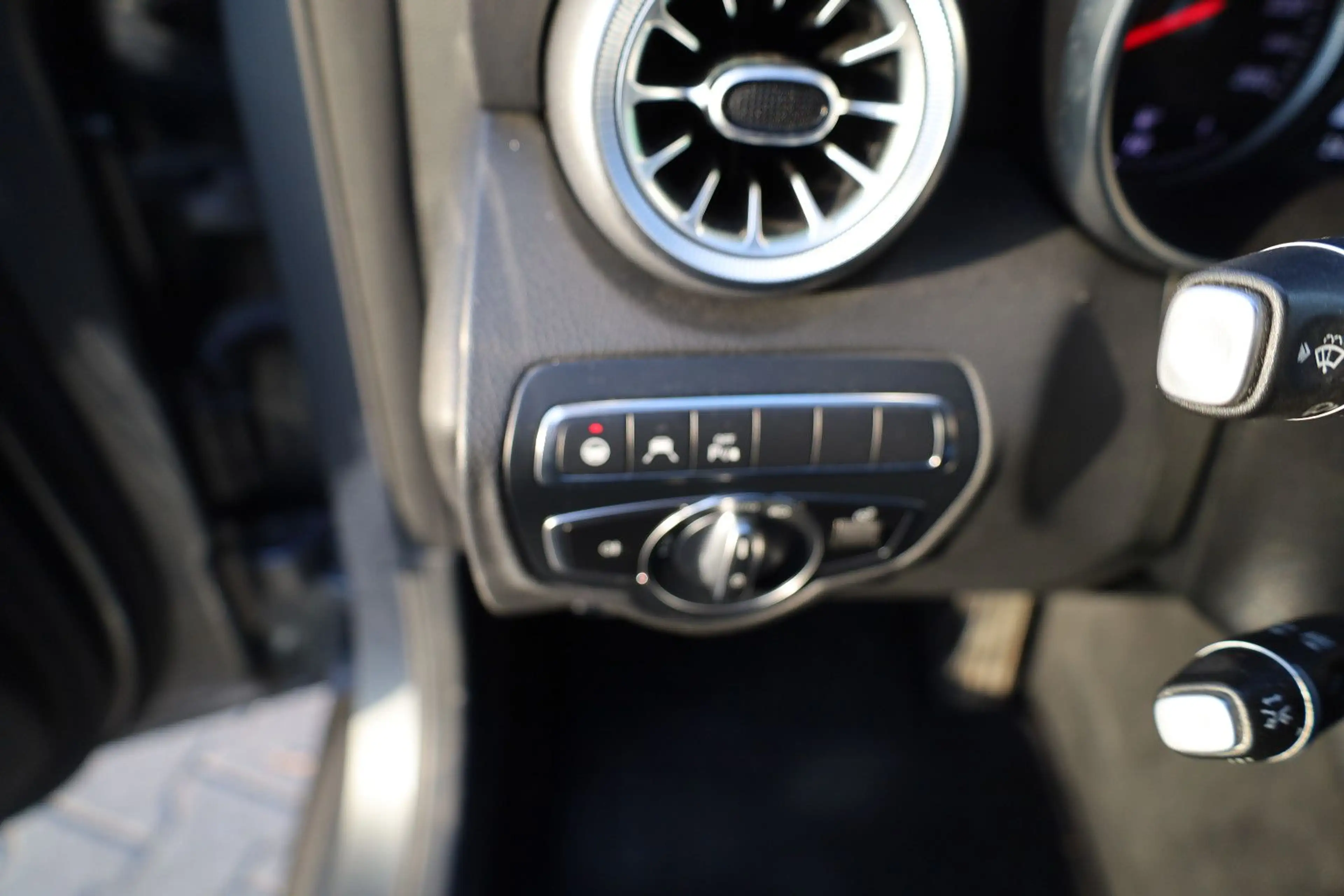 Mercedes-Benz GLC 250 d 4Matic AHK — photo 13