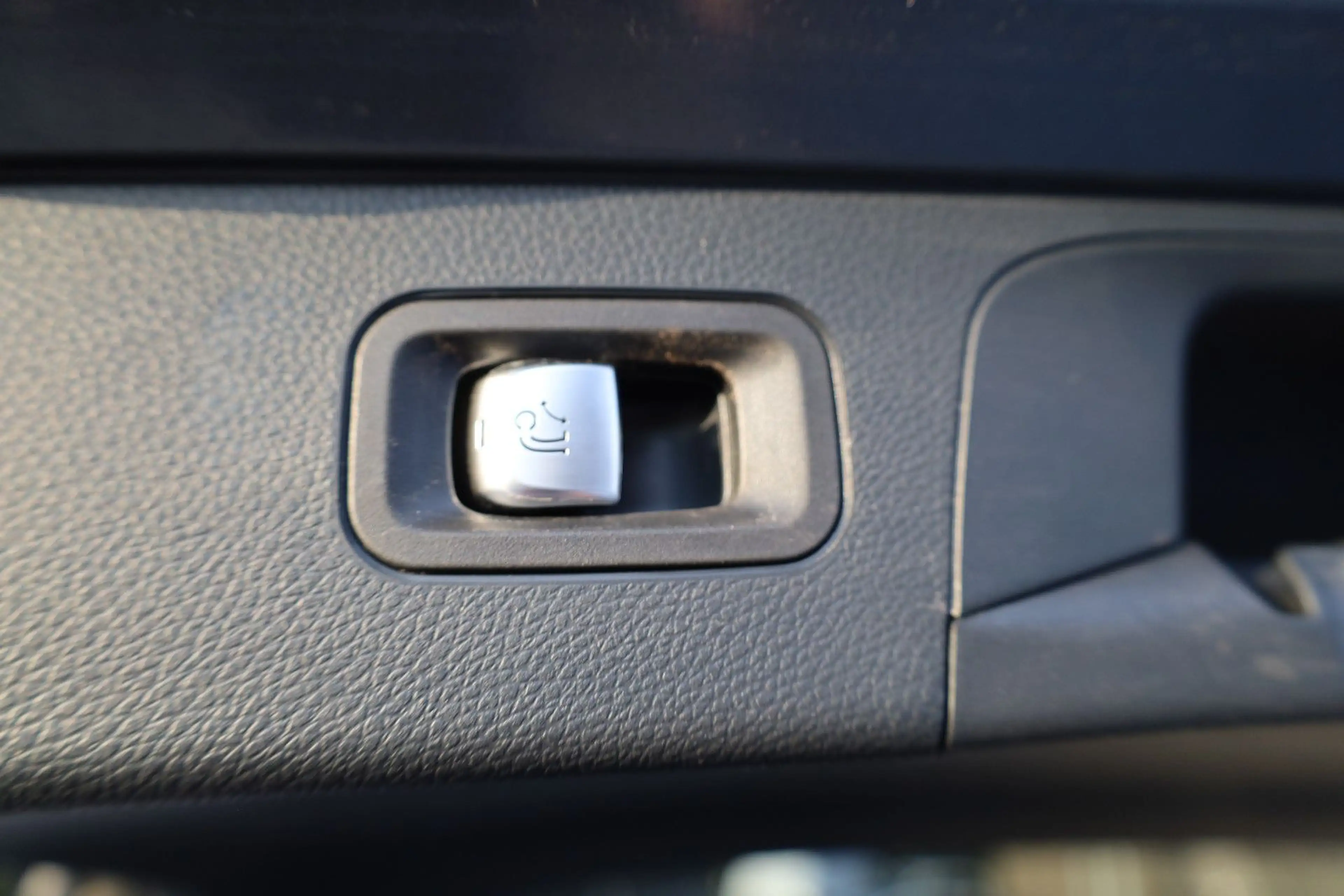 Mercedes-Benz GLC 250 d 4Matic AHK — photo 6