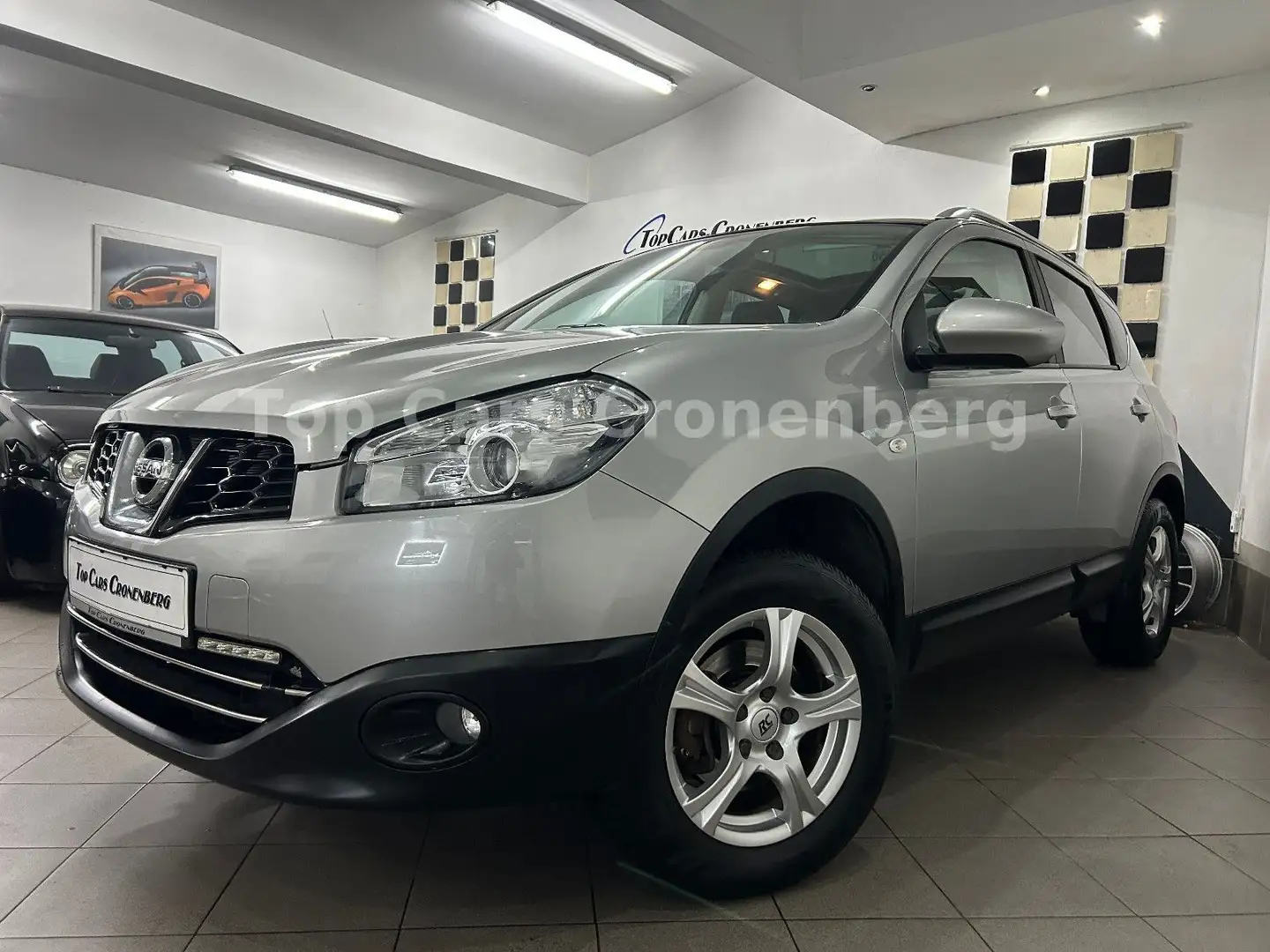 Nissan Qashqai I-Way*1.Hand*36TKM*Panorama*Navi*Kamera* Argent - 2