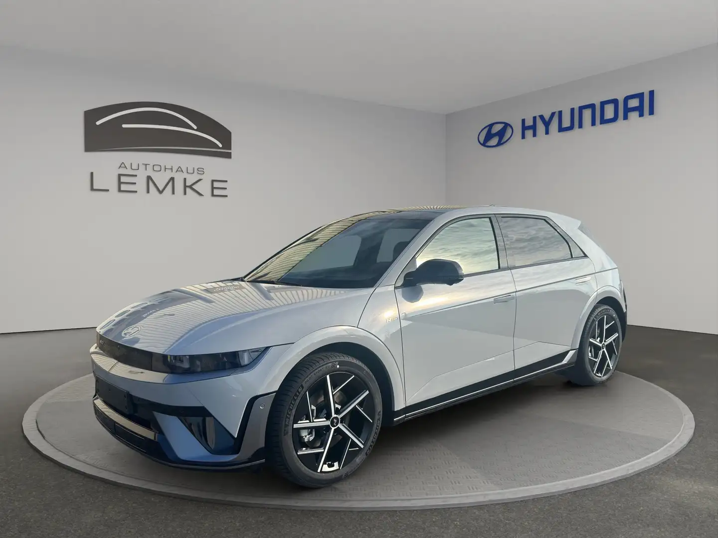 Hyundai IONIQ 5 84kWh 2WD N LINE X+RELAX+PARK+PANORAMA+DIGITAL KEY Gris - 1