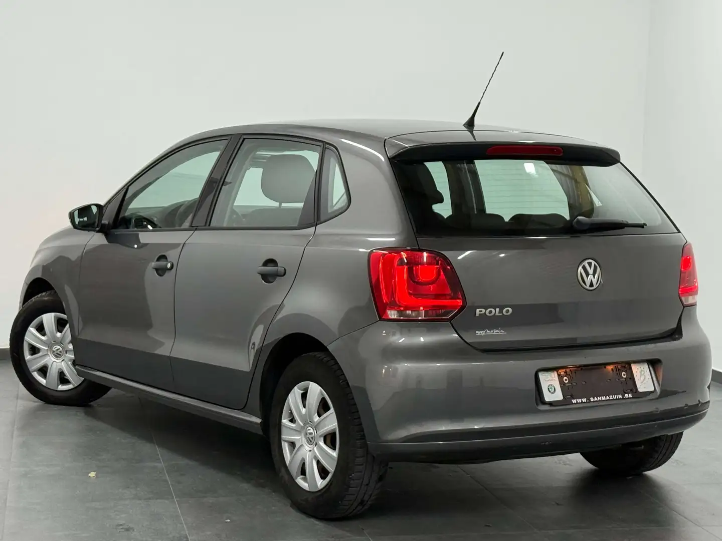 Volkswagen Polo 1.2i Euro5 - Airco - 1erMain Argent - 2