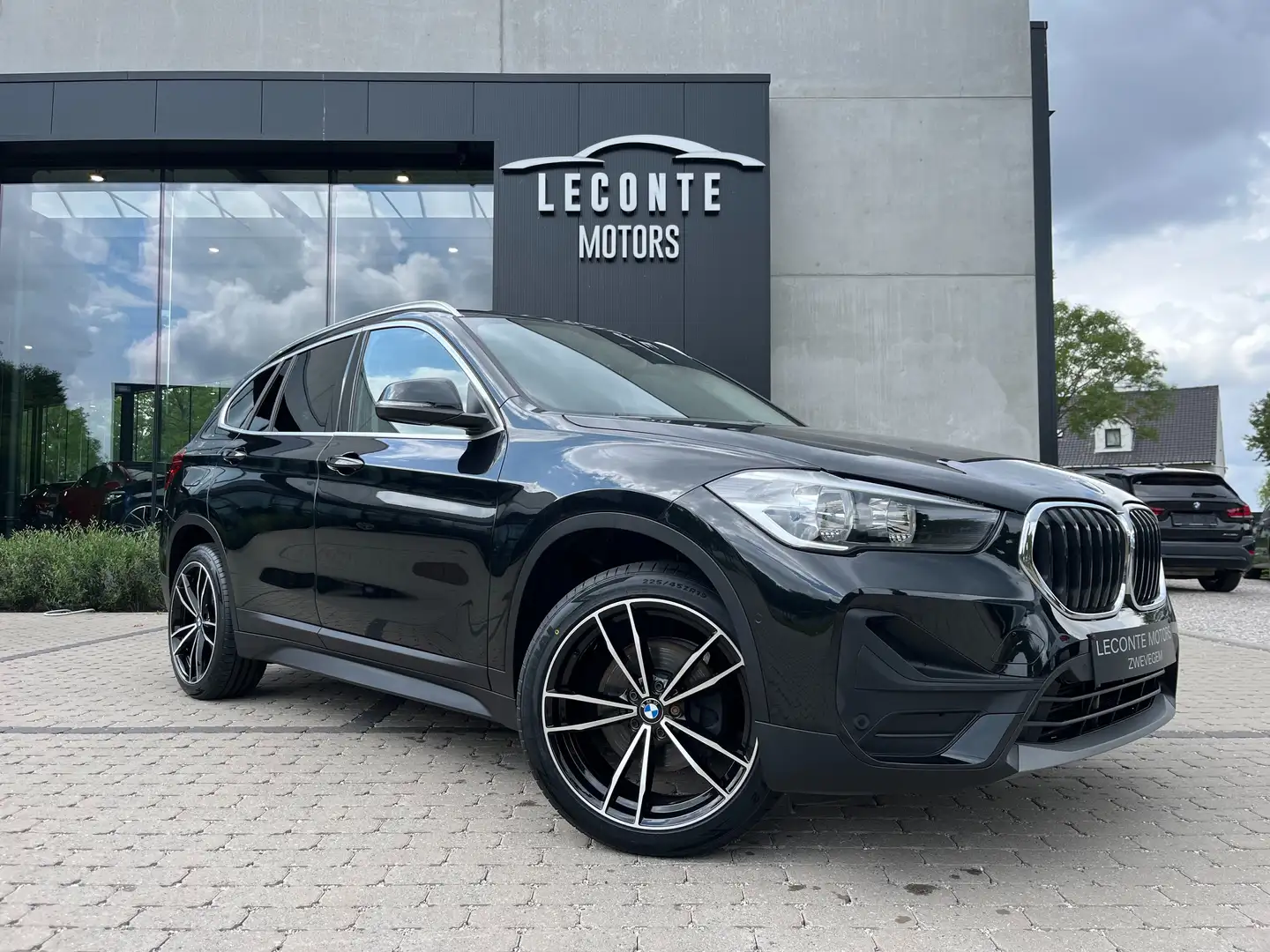 BMW X1 X1 sDrive18dA Panodak/Gps-Pro/Camera/Carplay/HUD.. Negro - 1