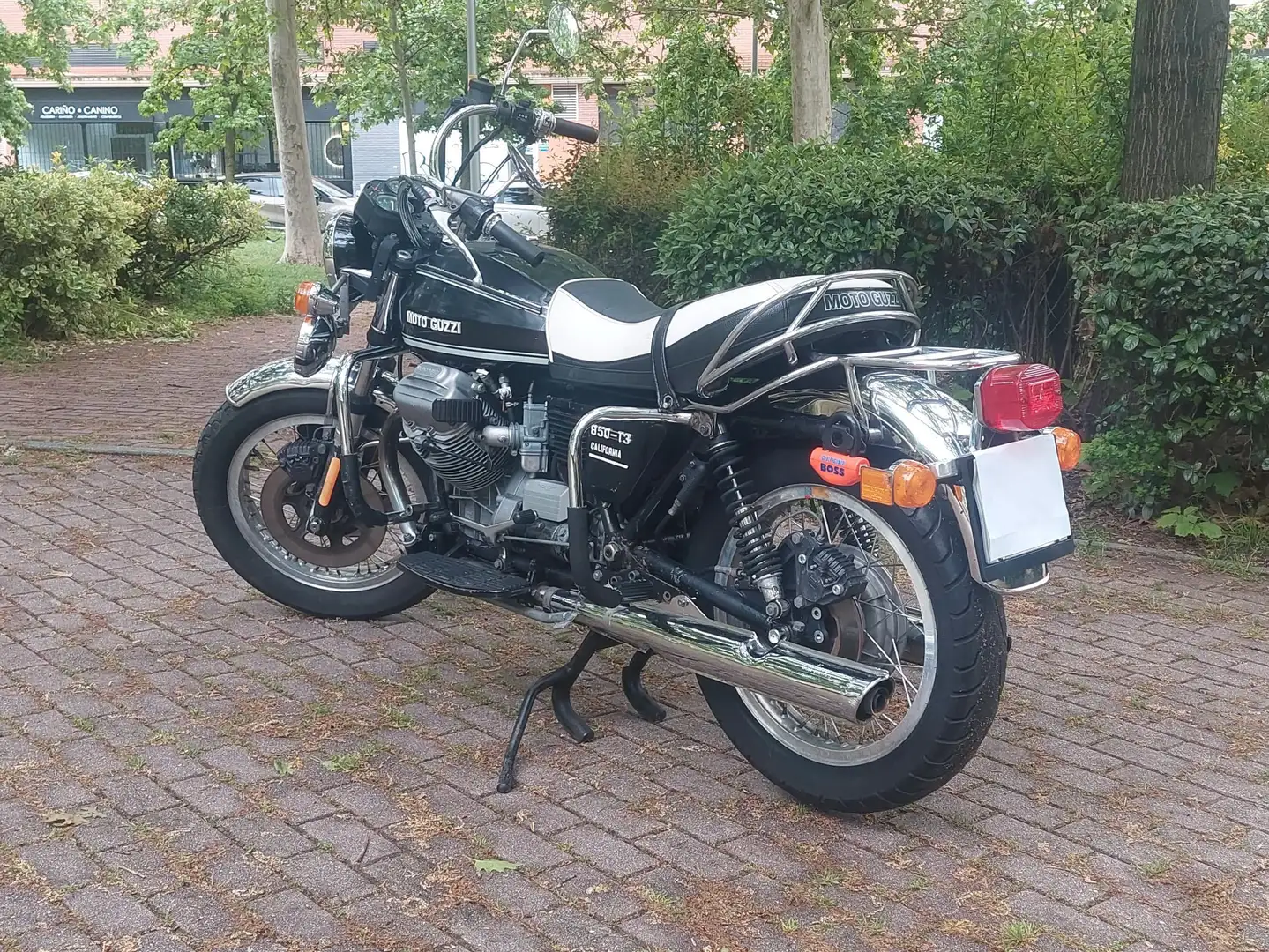 Moto Guzzi California 850 Noir - 2
