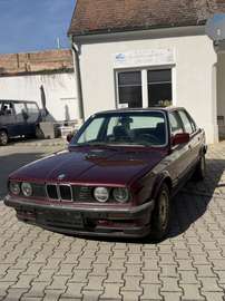 318i