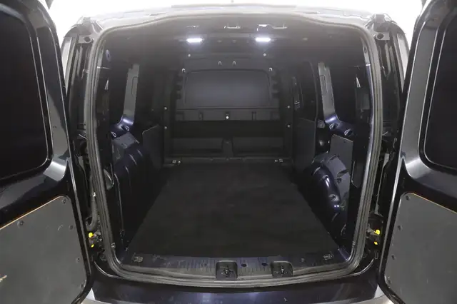Volkswagen Caddy view 3