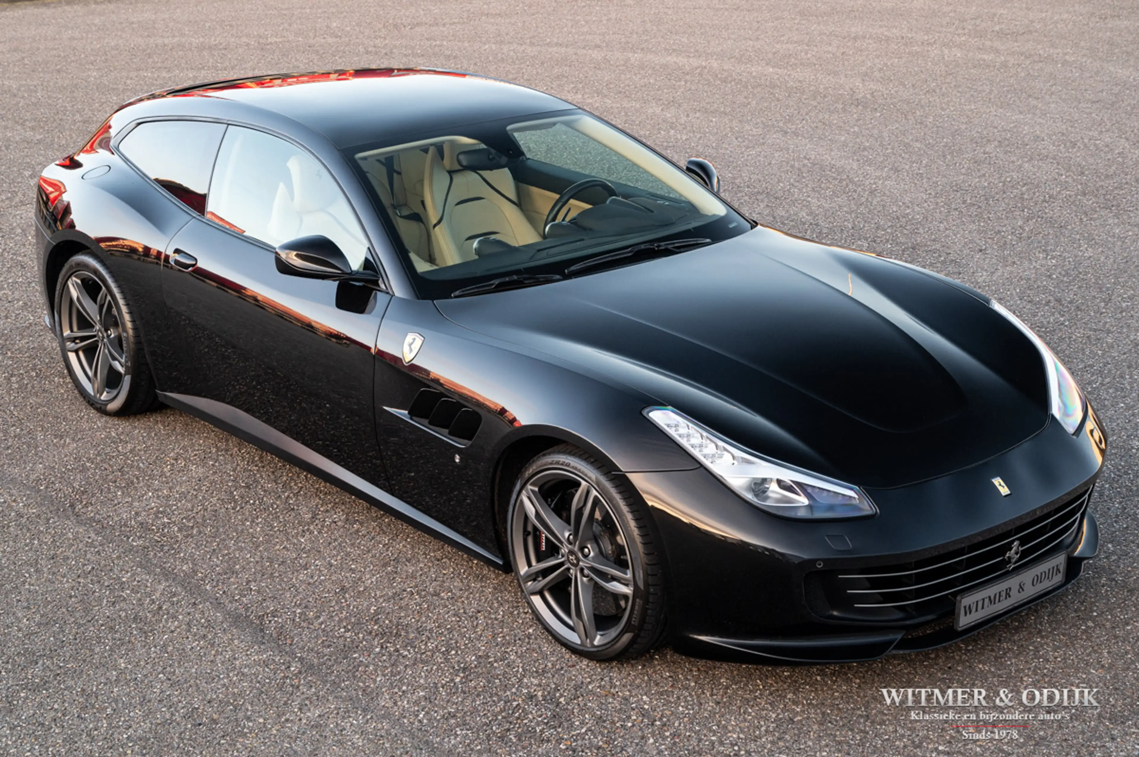 Ferrari GTC4 Lusso GTC4Lusso 6.3 V12 Zeer mooi! — photo 8