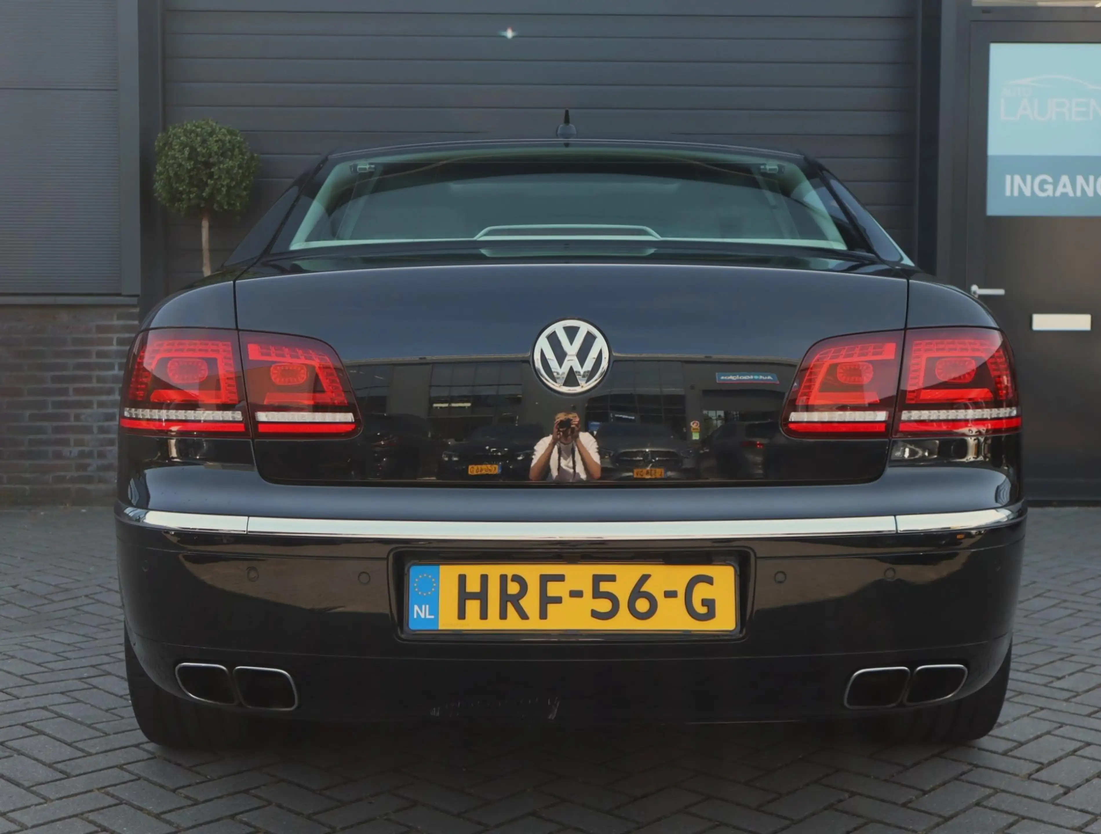 Volkswagen Phaeton 4.2 V8 4p. Lang Highline | Uniek | Chauffeur Pakke — photo 4