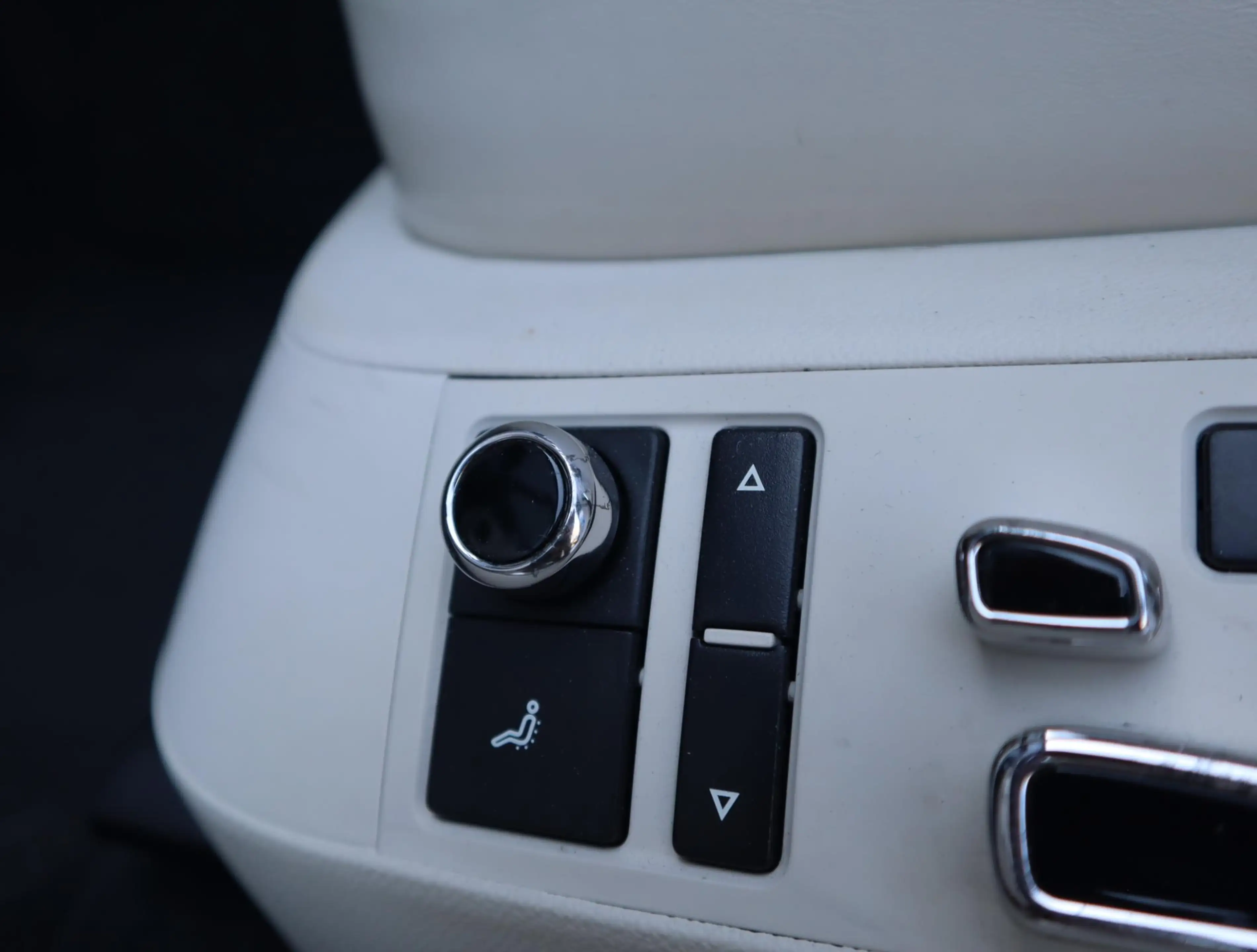 Volkswagen Phaeton 4.2 V8 4p. Lang Highline | Uniek | Chauffeur Pakke — photo 20