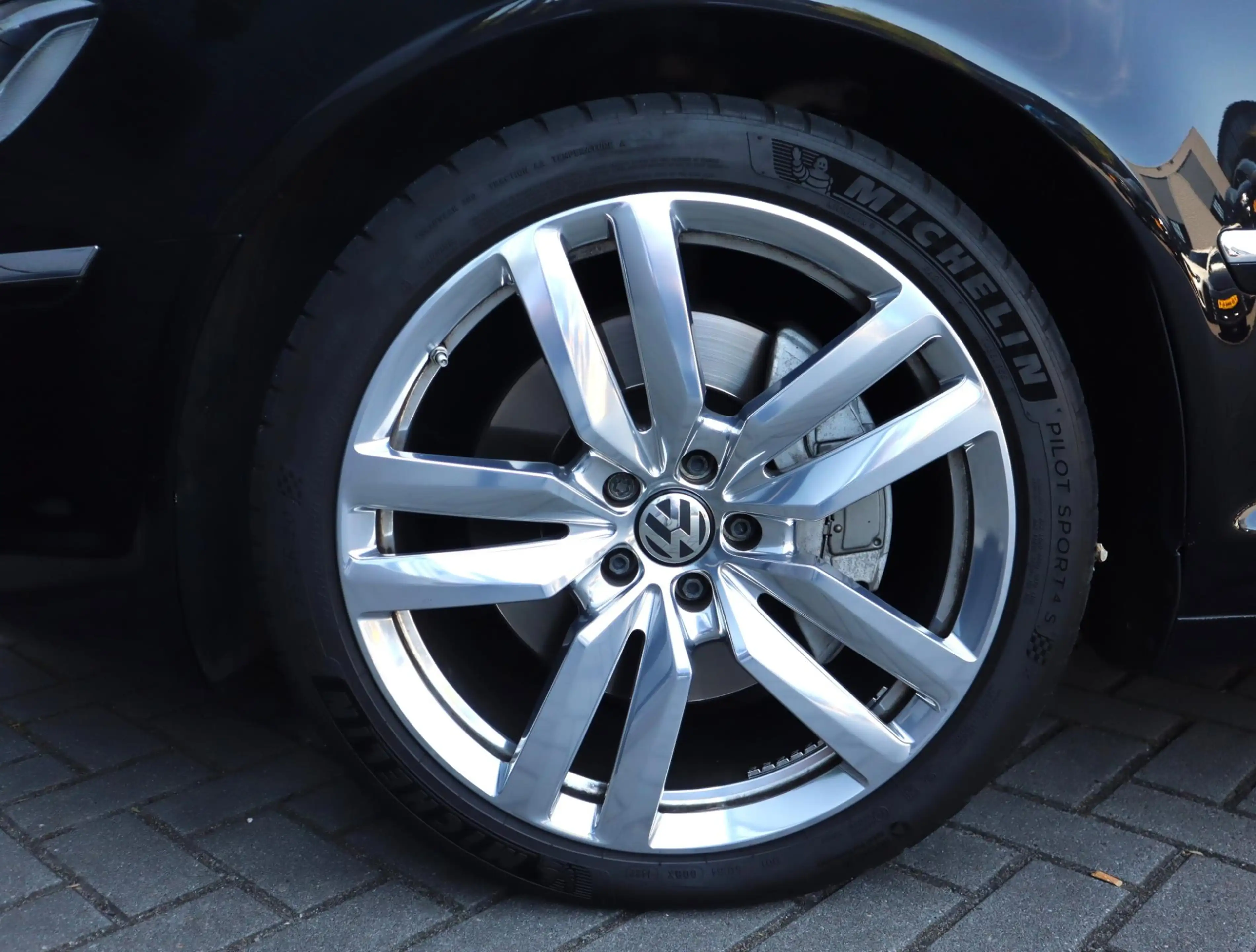 Volkswagen Phaeton 4.2 V8 4p. Lang Highline | Uniek | Chauffeur Pakke — photo 6