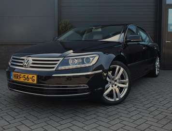 4.2 V8 4p. Lang Highline | Uniek | Chauffeur Pakke