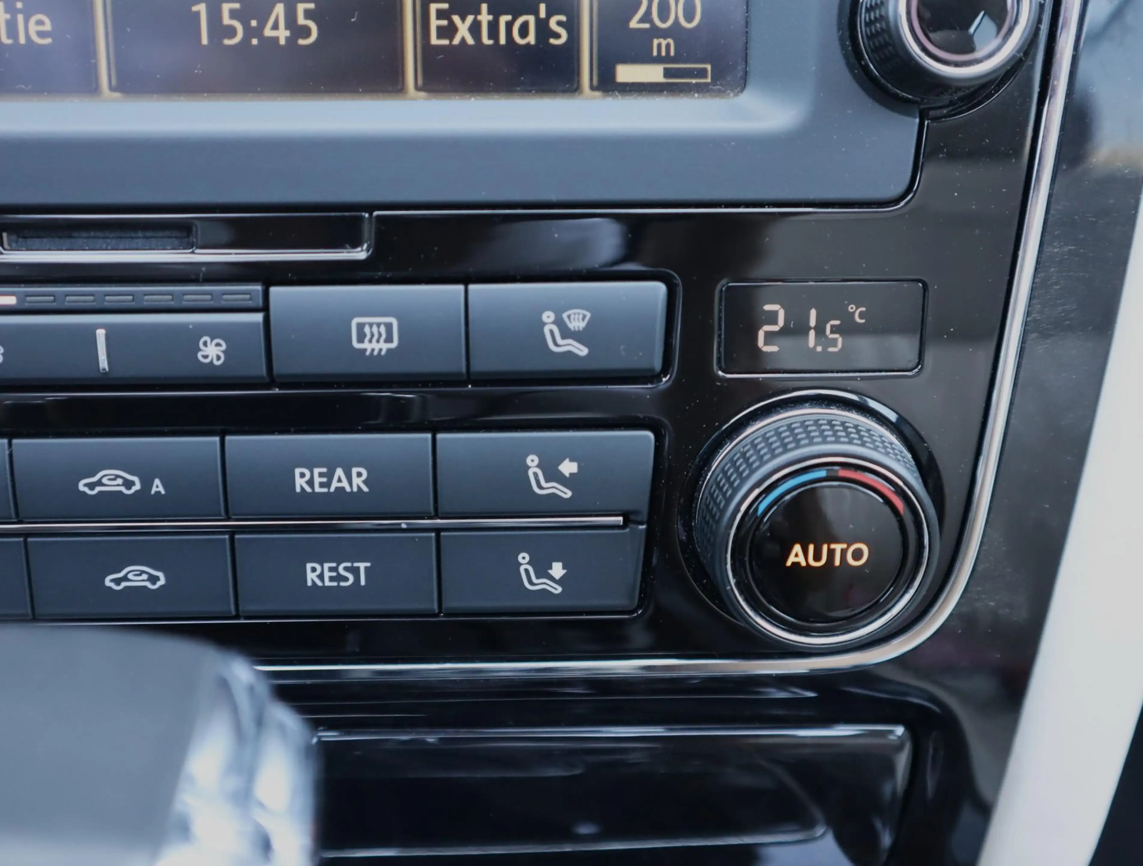 Volkswagen Phaeton 4.2 V8 4p. Lang Highline | Uniek | Chauffeur Pakke — photo 31