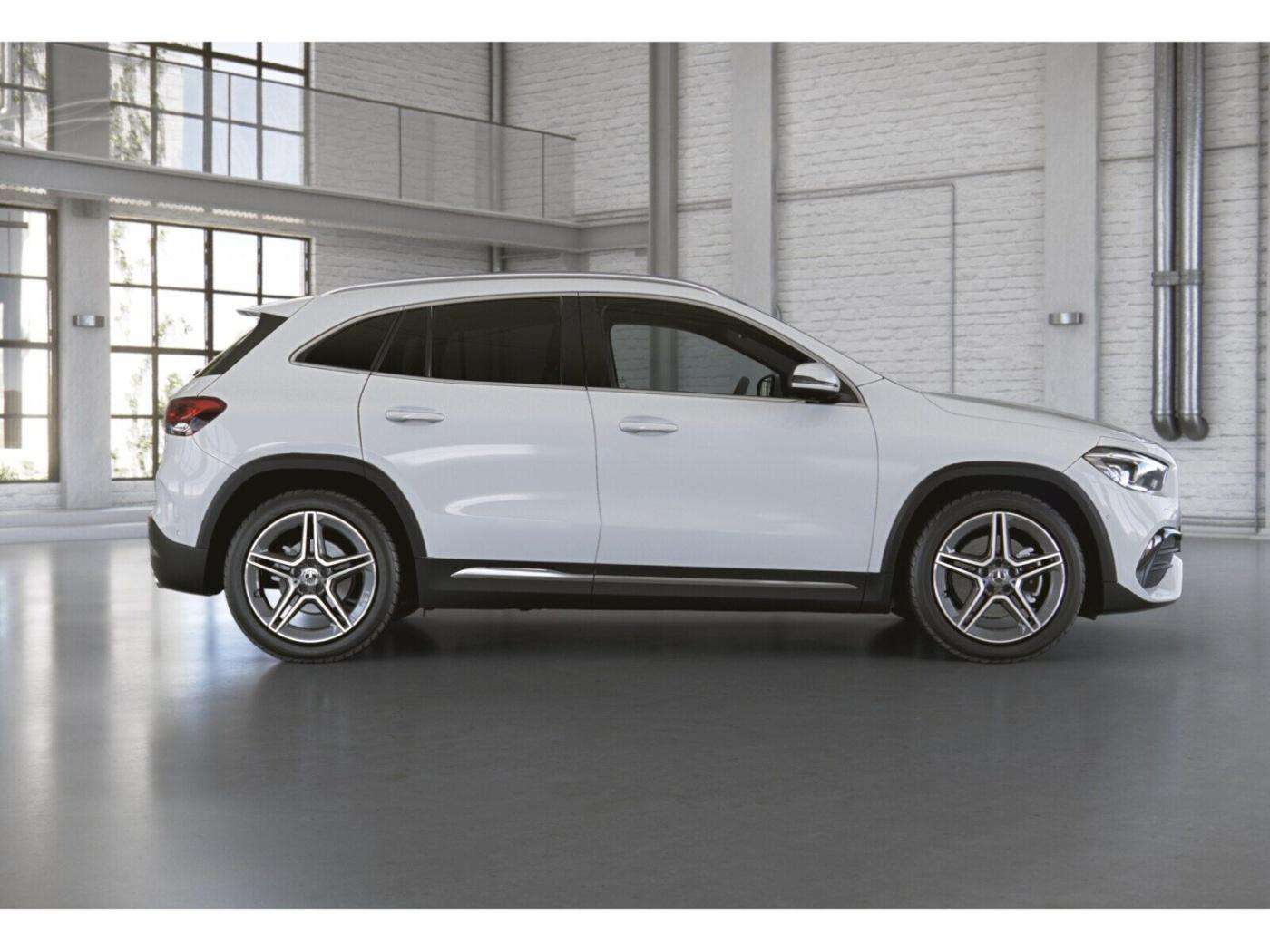 Mercedes-Benz GLA 200