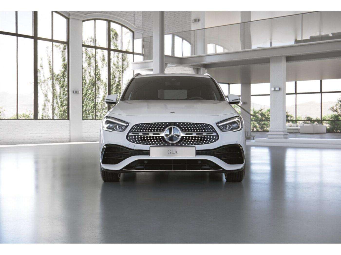 Mercedes-Benz GLA 200