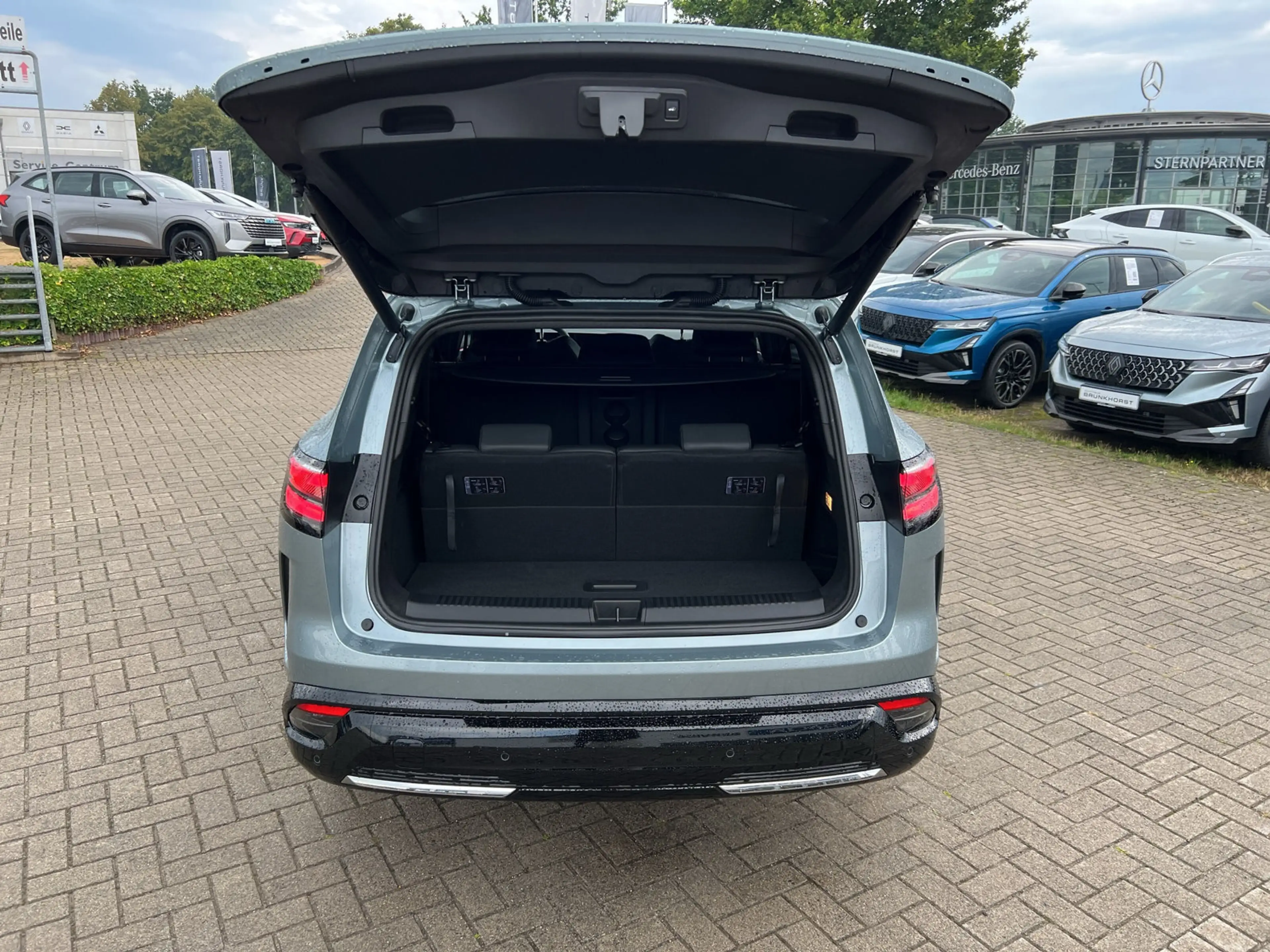 Renault Espace E-TECH 200 Esprit Alpine 7-S RFK+SHZ+LED — photo 15