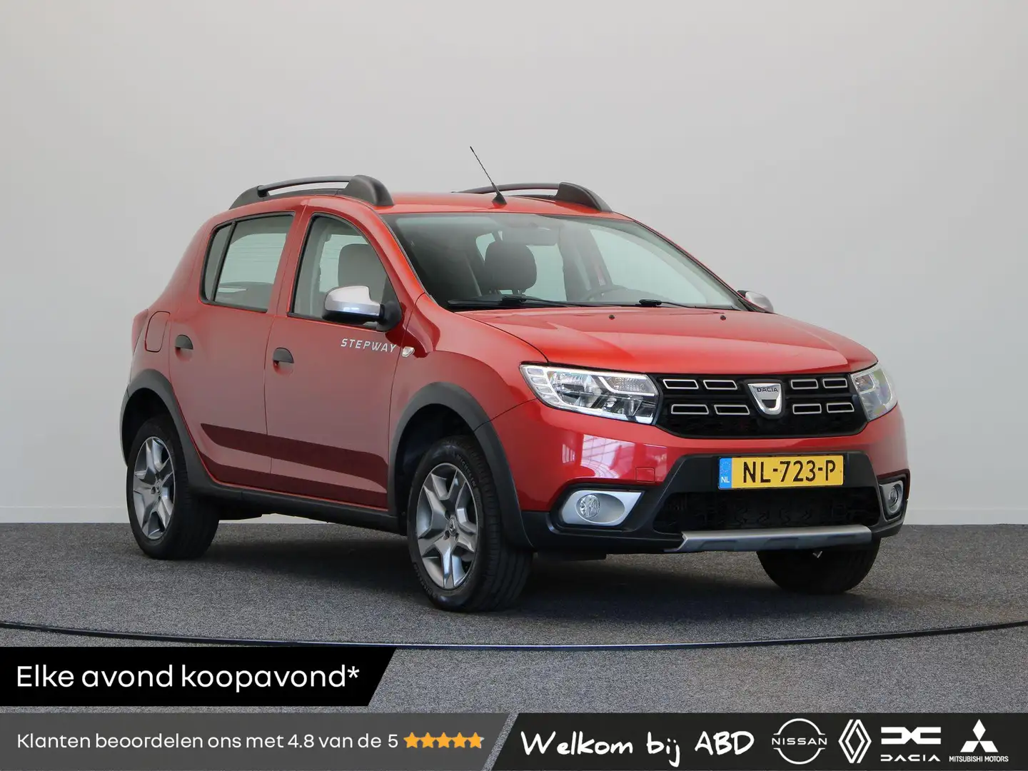 Dacia Sandero TCe 90pk Bi-Fuel Serie Limiteé Stepway | Trekhaak Rood - 1