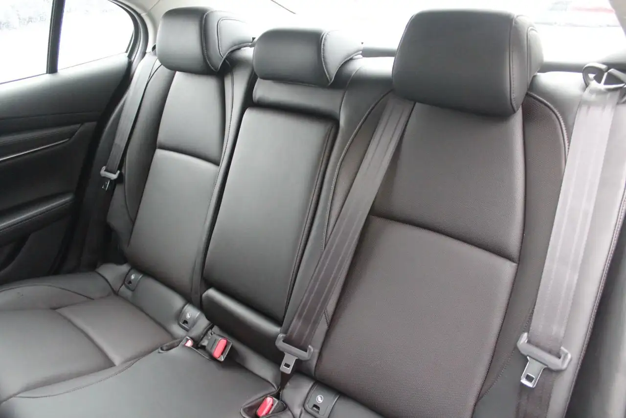Mazda 3 снимка Mazda 3