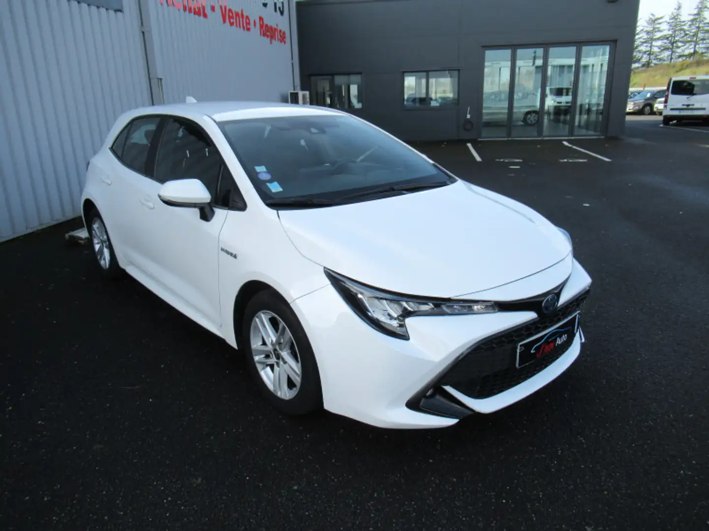 Toyota Corolla 122H DYNAMIC BUSINESS MY20 + SUPPORT LOMBAIRE 5CV Blanc - 2