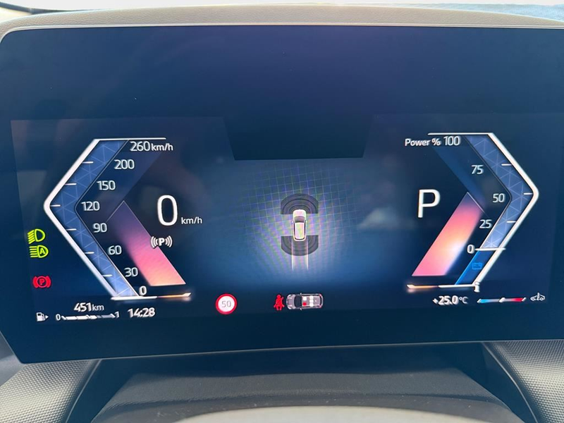 BMW 218 — photo 14