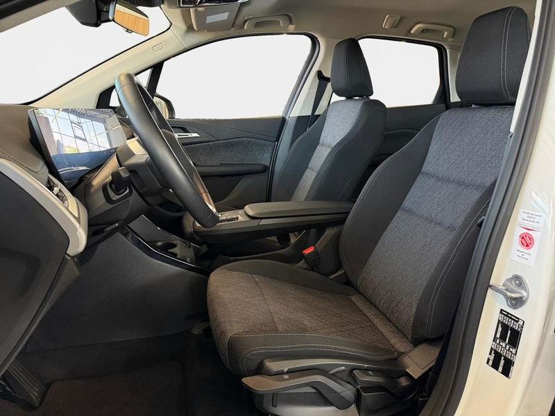 BMW 218 — photo 11