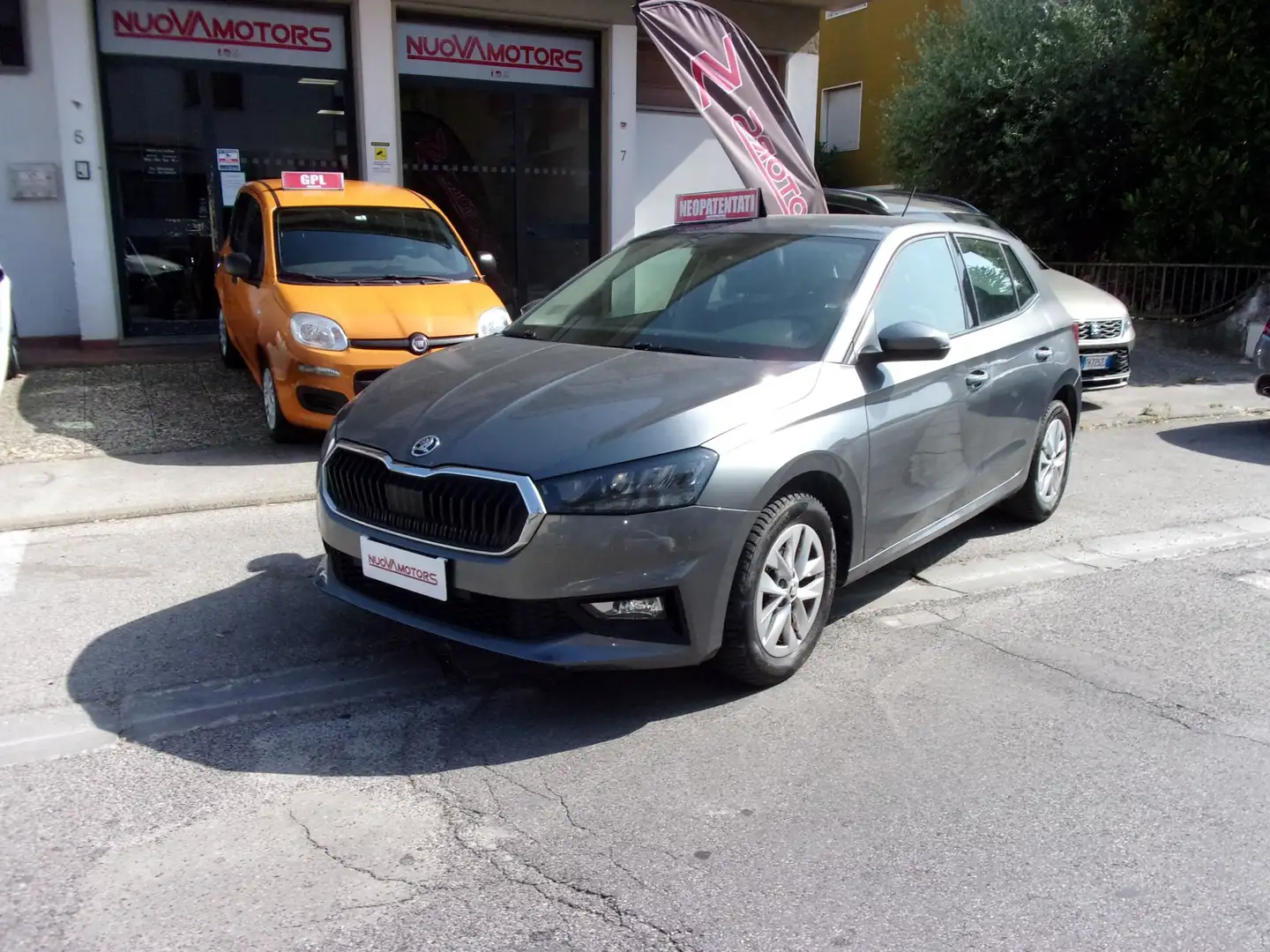 Skoda Fabia 1.0 mpi evo Ambition 80cv 76000 KM Gris - 1