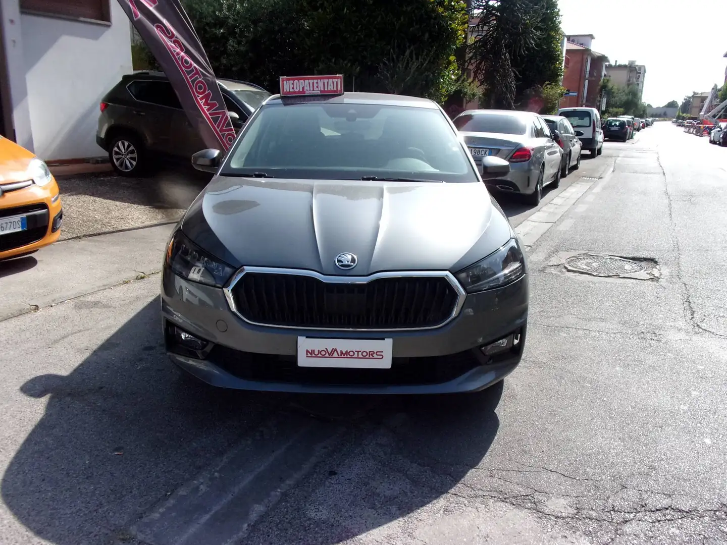 Skoda Fabia 1.0 mpi evo Ambition 80cv 76000 KM Gris - 2