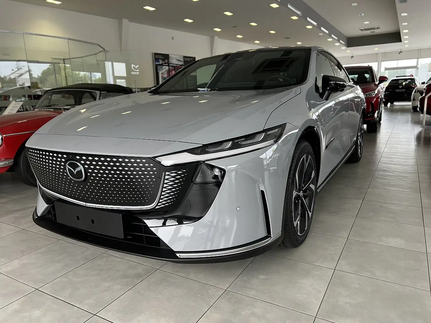 Mazda 6e Mazda6e 68,8kWh SR Takumi Grau - 2