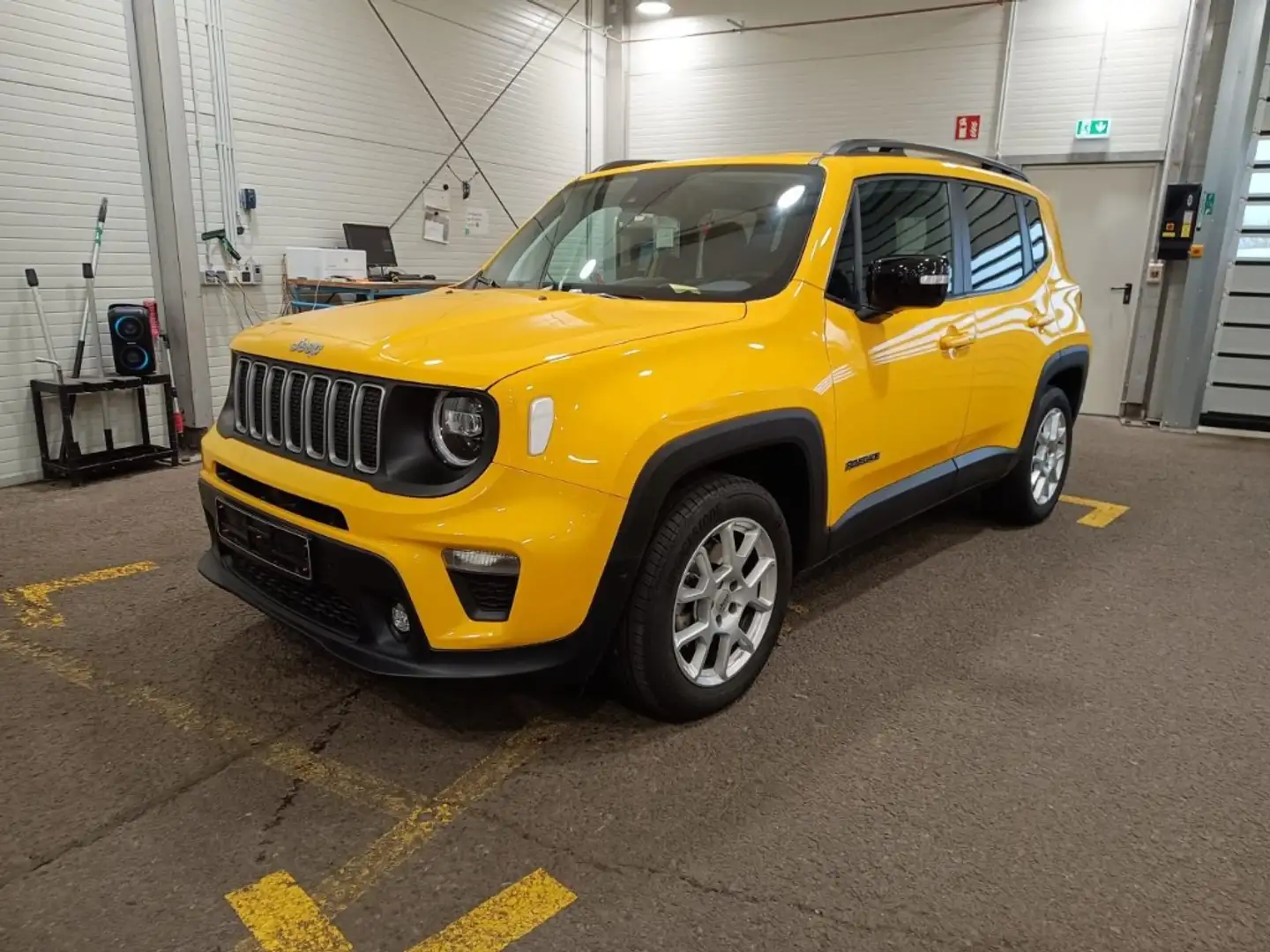 Jeep Renegade Longitude Mild-Hybrid FWD 1.5 Aut. Navi Geel - 2
