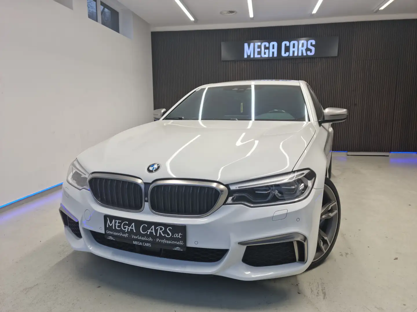 BMW M550 M550 d xDrive Wit - 1