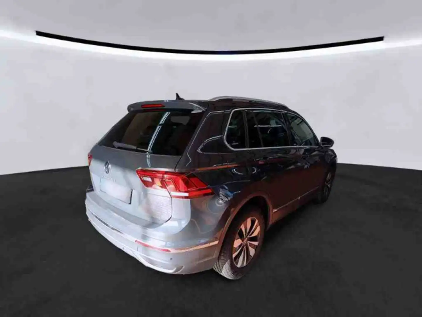 Volkswagen Tiguan 1.5 TSI Move DSG NAVI APP Standheizung Grau - 2