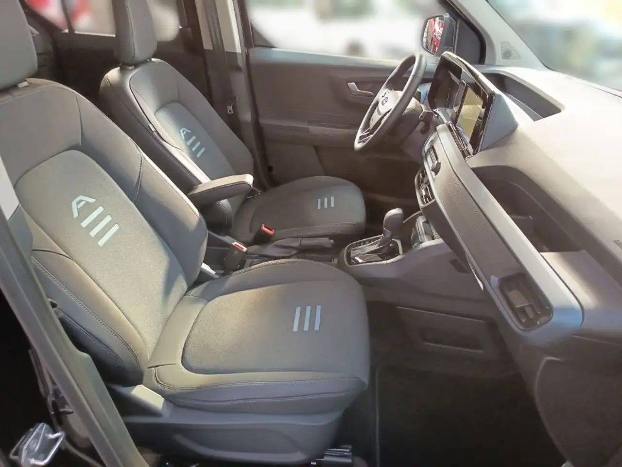 Ford Tourneo Courier 2026 — фото 13
