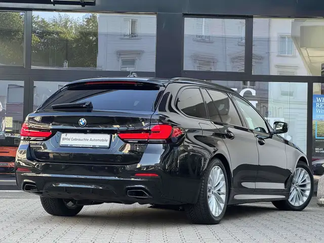BMW 5 Series view 2