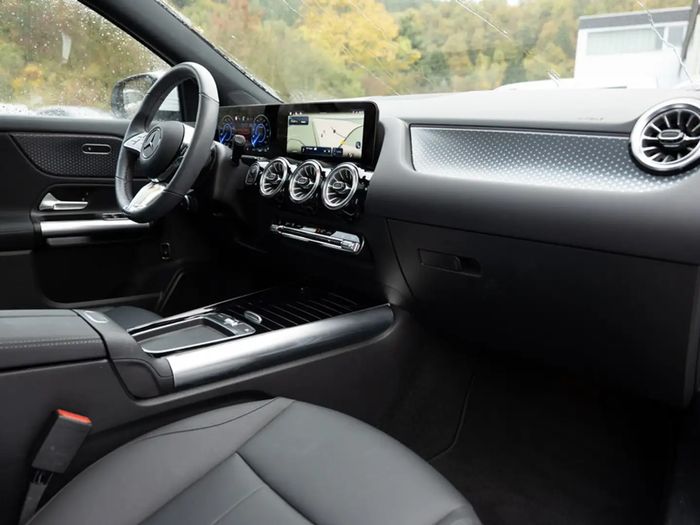 Mercedes-Benz EQA 350 4M Progressive/LED/360/Pano/Distr/Totw Weiß - 2