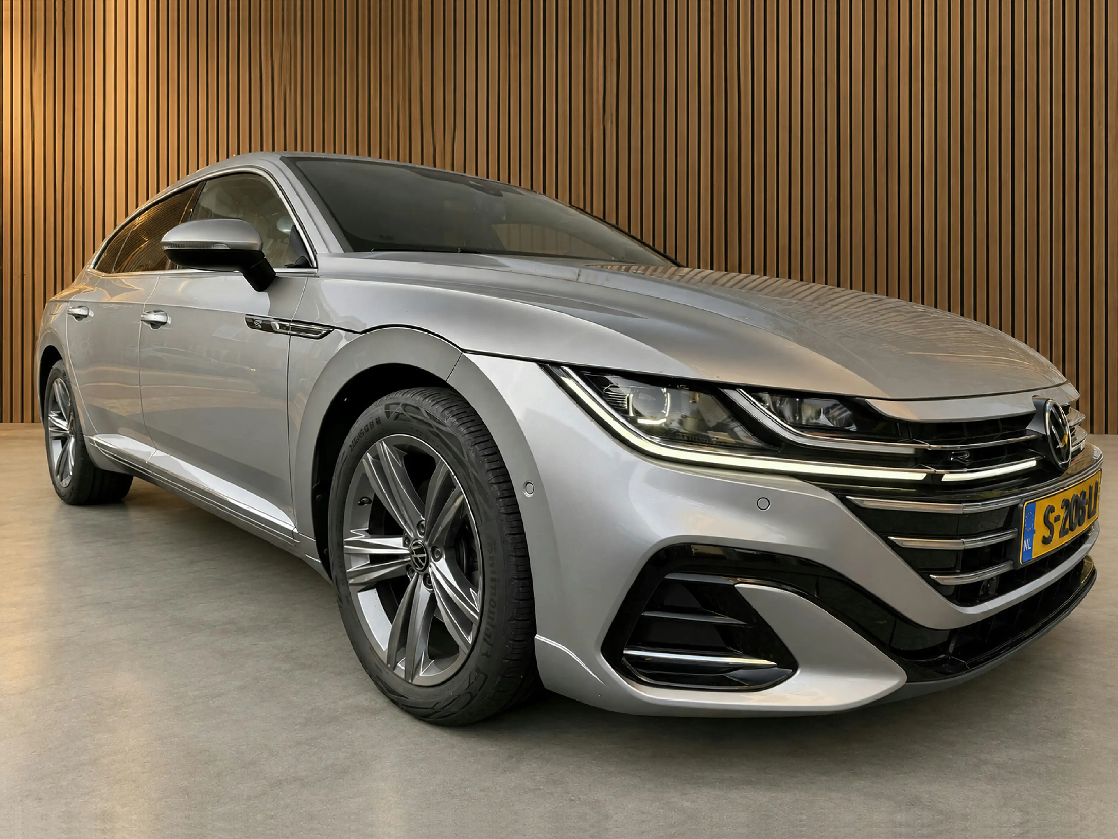 Volkswagen Arteon Shooting Brake 2.0 TSi 190pk R-Line Business+ Leer — photo 15