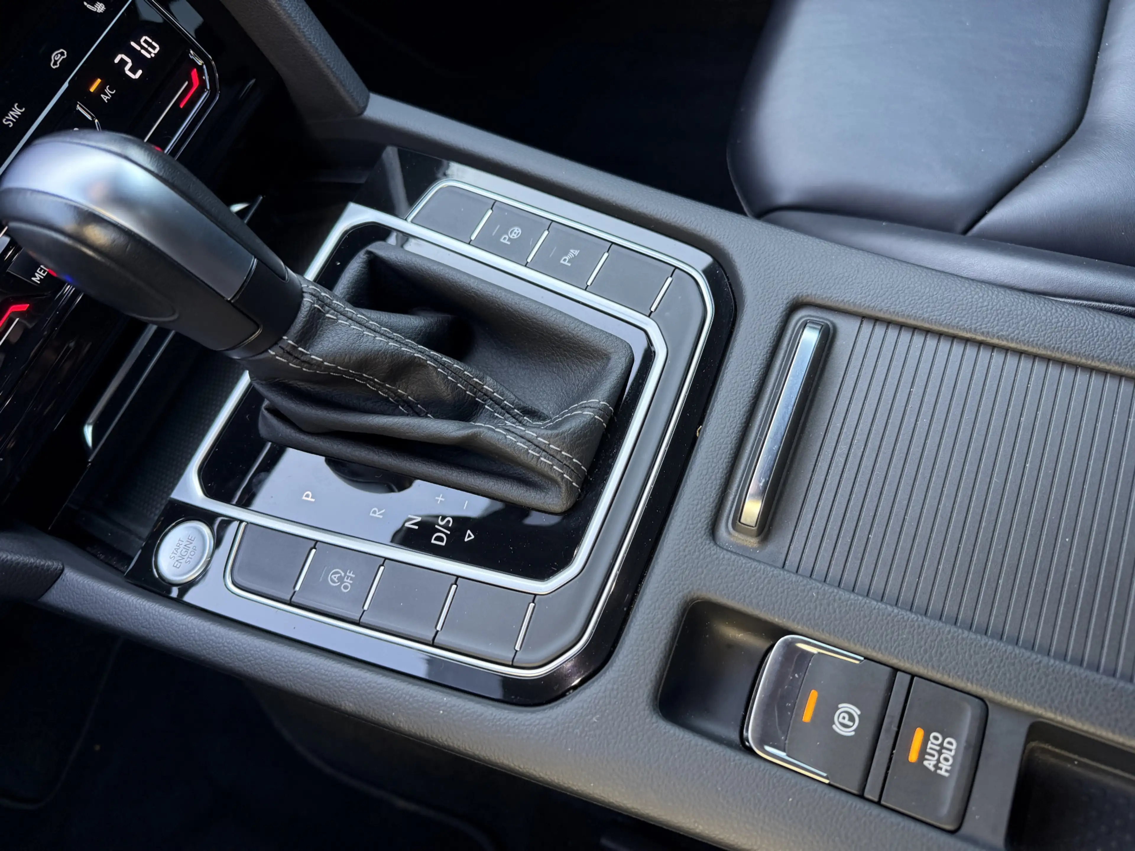 Volkswagen Arteon Shooting Brake 2.0 TSi 190pk R-Line Business+ Leer — photo 12