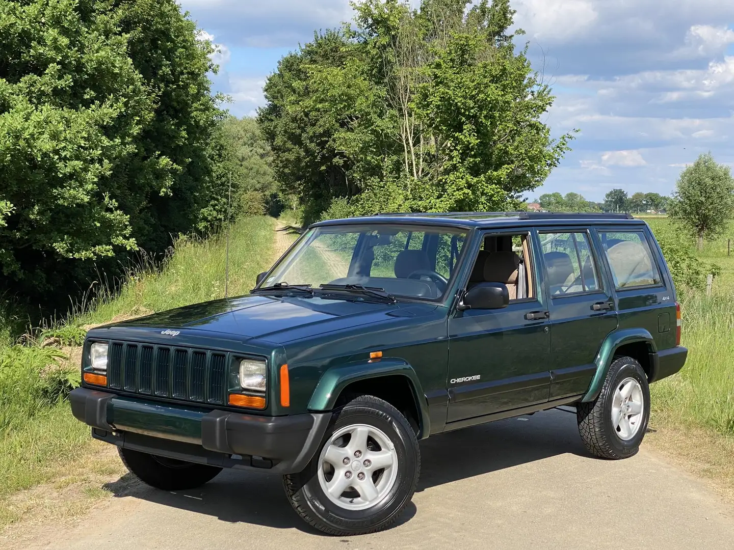 Jeep Cherokee 2.5i Sport Verde - 1