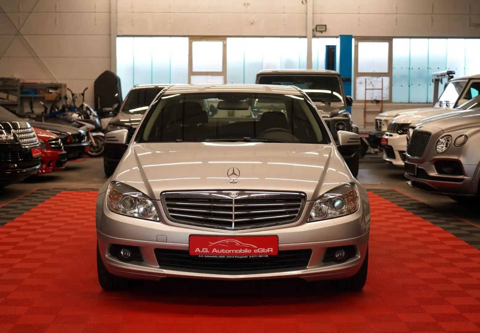 Mercedes-Benz C 180 C-180 Kompressor*2.Hand*AHK*MFL*Klima* Stříbrná - 2