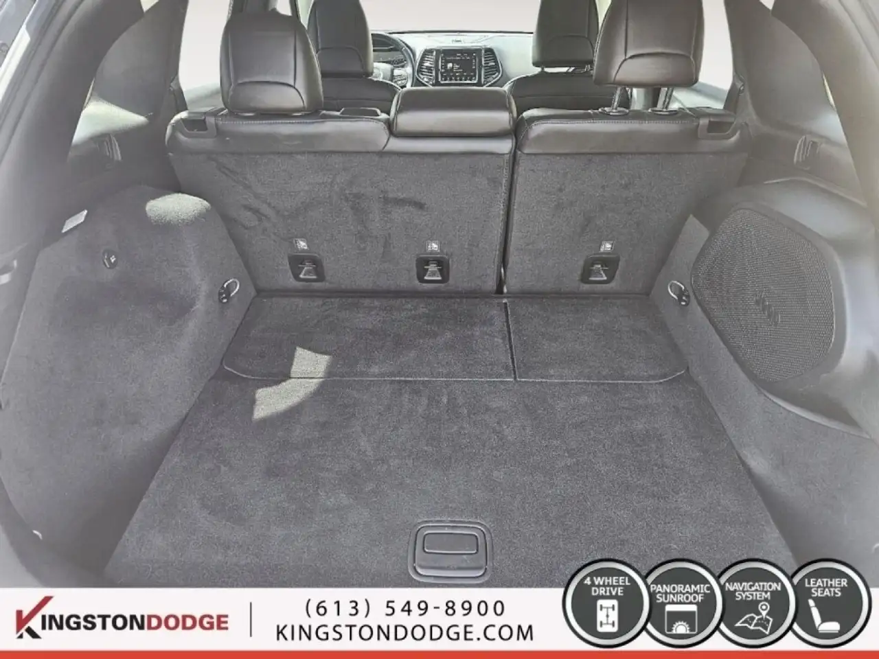 Jeep Cherokee снимка Jeep Cherokee