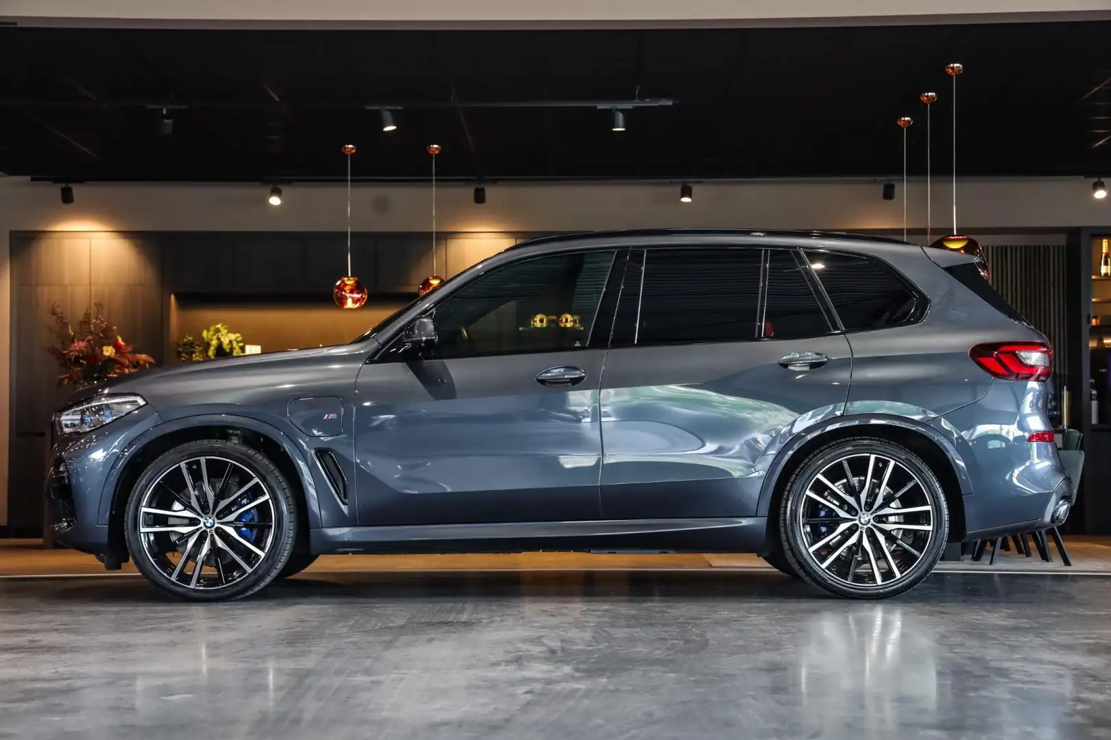 BMW X5 XDrive 45e High Executive, 394 PK, M/Sports/Pakket Grijs - 2