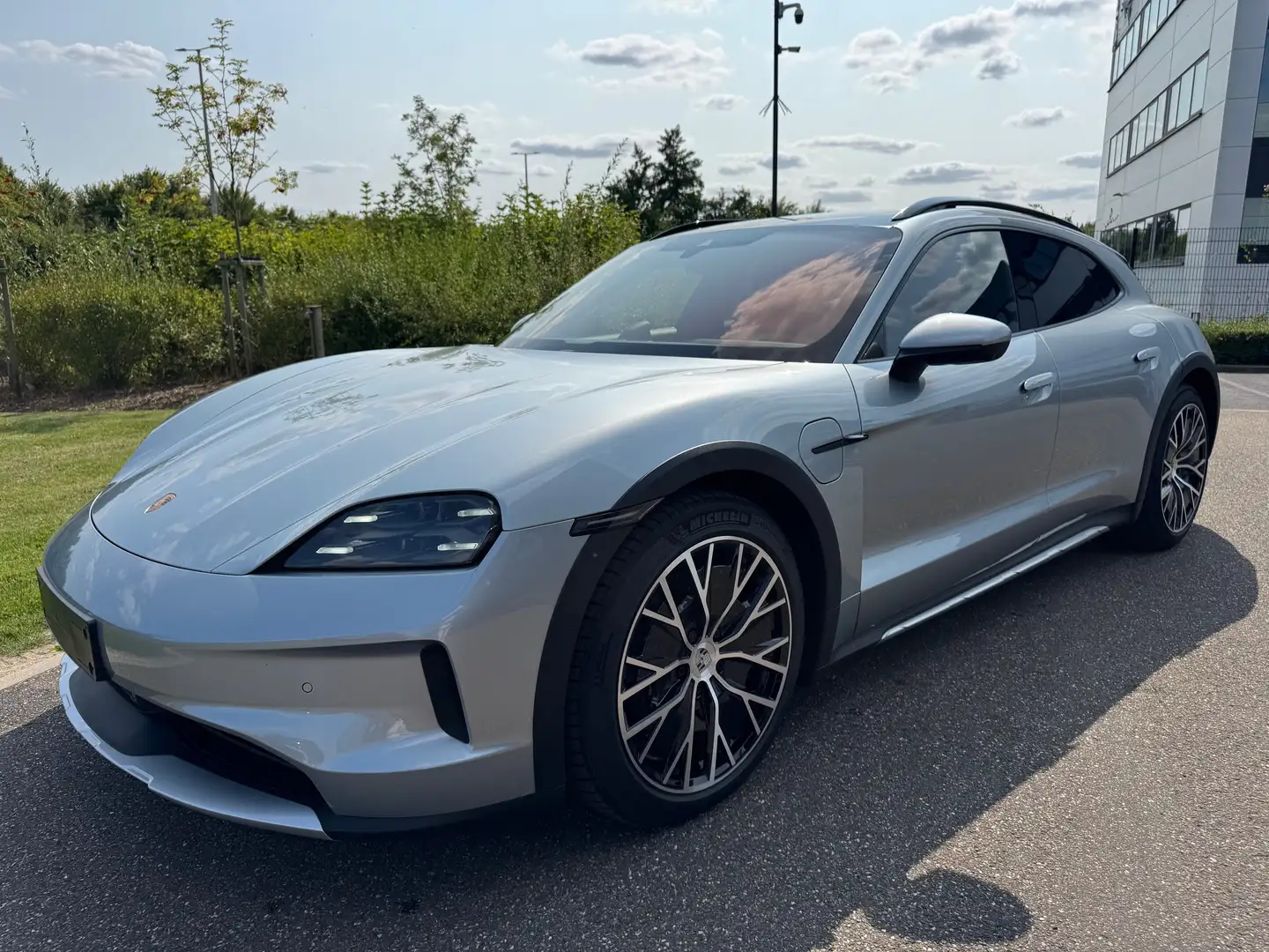 Porsche Taycan New Taycan Cross Turismo 105 kWh 4 Argent - 1