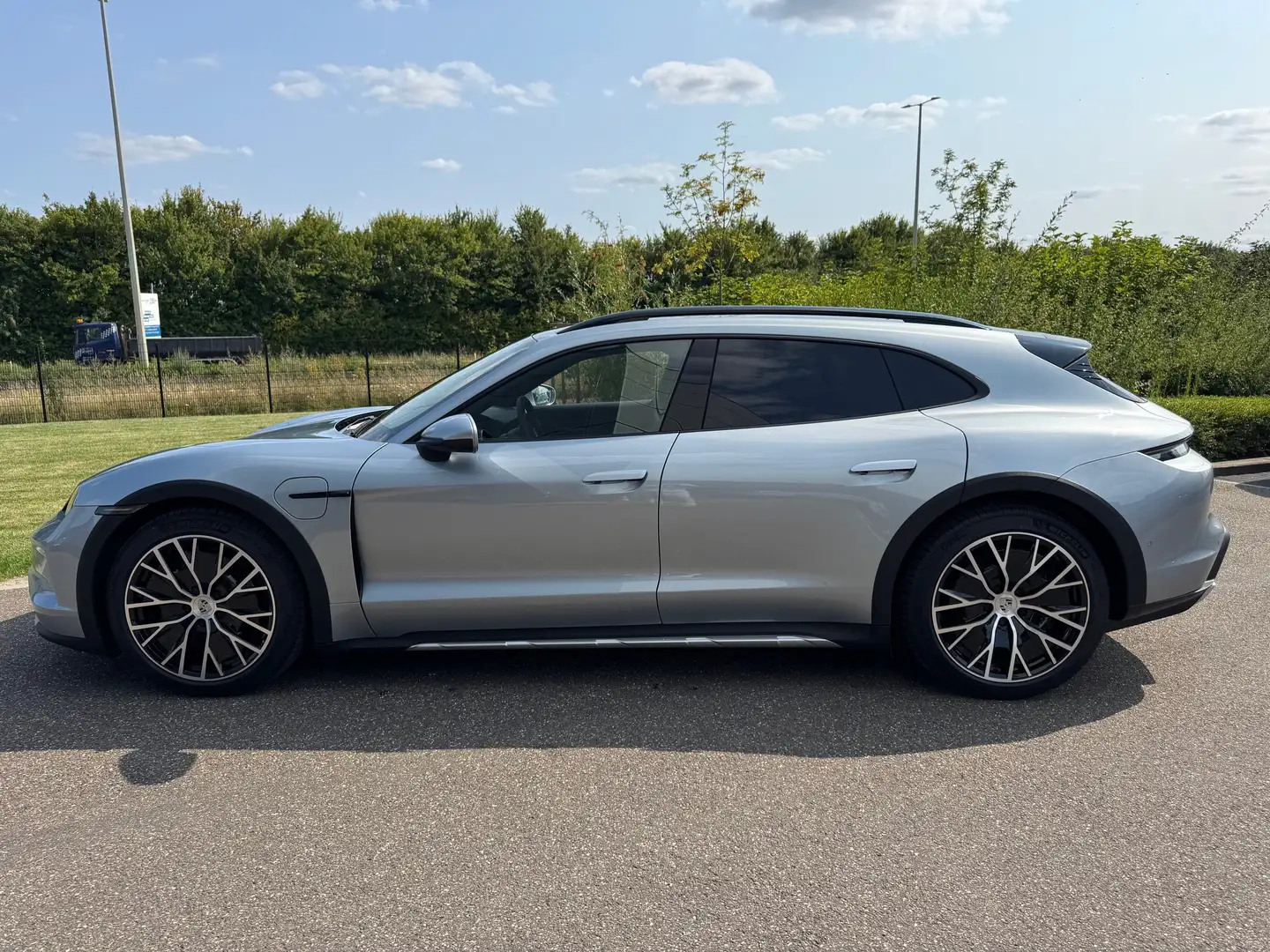Porsche Taycan New Taycan Cross Turismo 105 kWh 4 Argent - 2