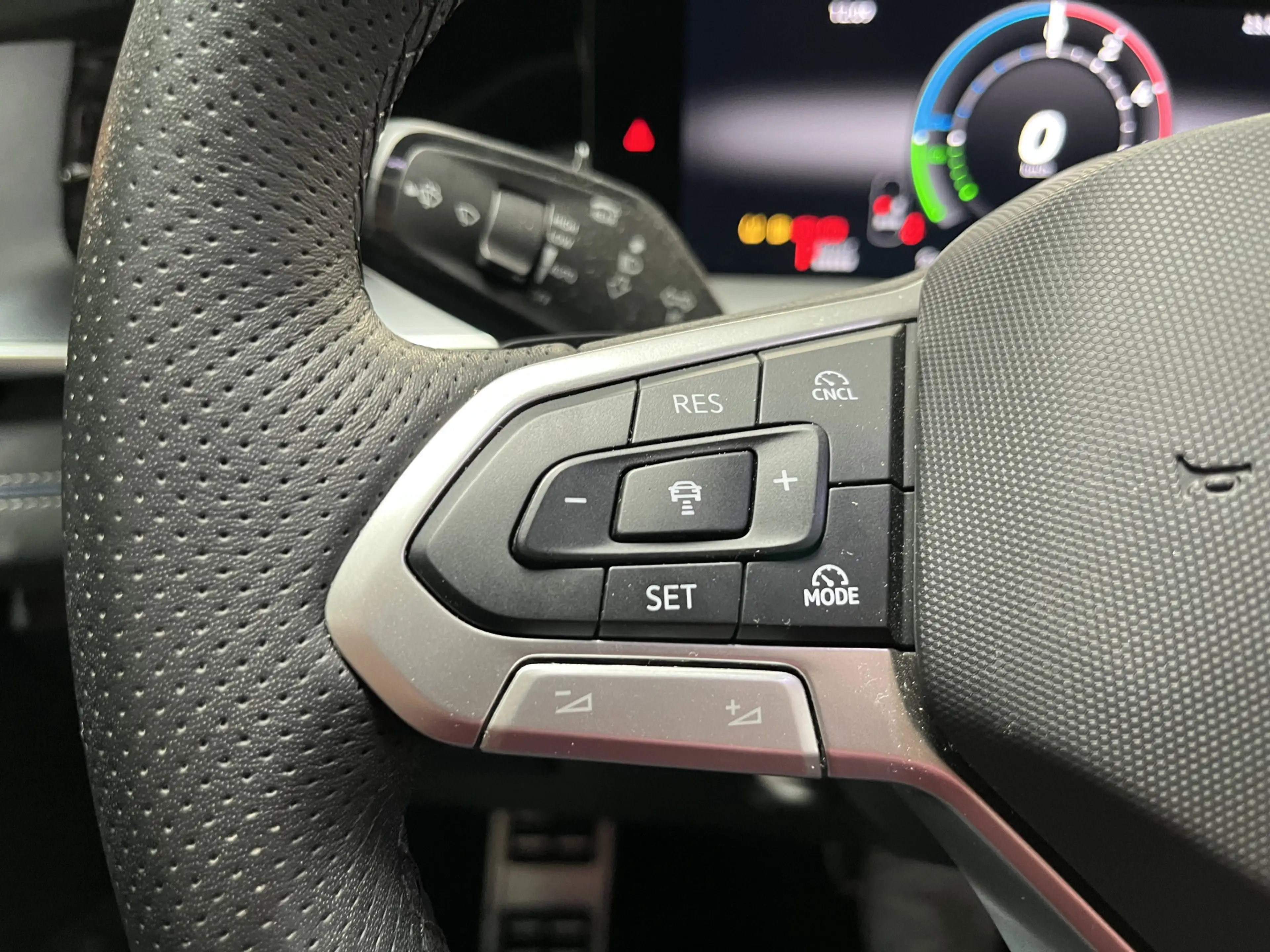Volkswagen Tayron 1.5 eHybrid R-Line / GARANTIE TM 12-2030/ AUTOMAAT — photo 12