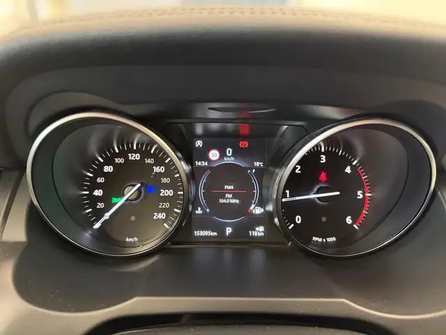 Land Rover Range Rover Evoque view 4