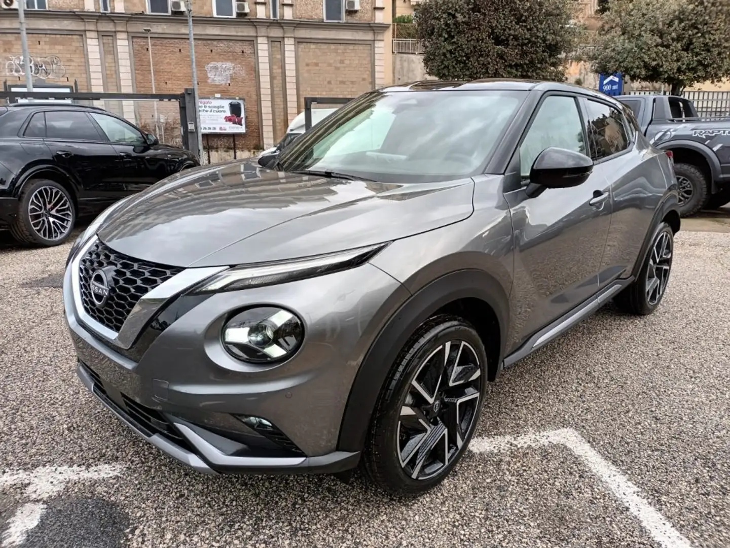 Nissan Juke 1000 DIG-T N-DESIGN 114CV DCT CAM NAVI CARPLAY "19 Grau - 2